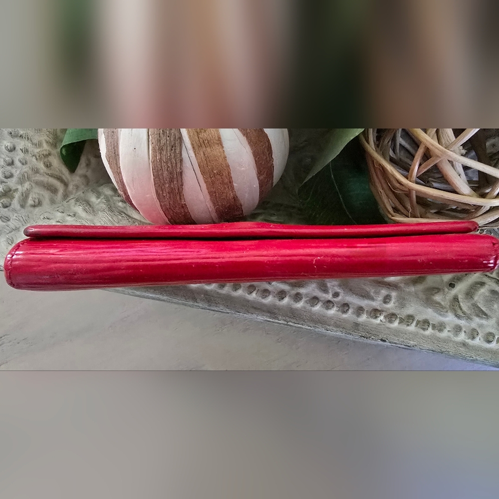 Louis Vuitton Vintage Red Epi 4 Key Holder - Picture 11 of 15